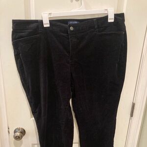 Talbots Woman corduroy pants black Simply Flattering 5 pocket